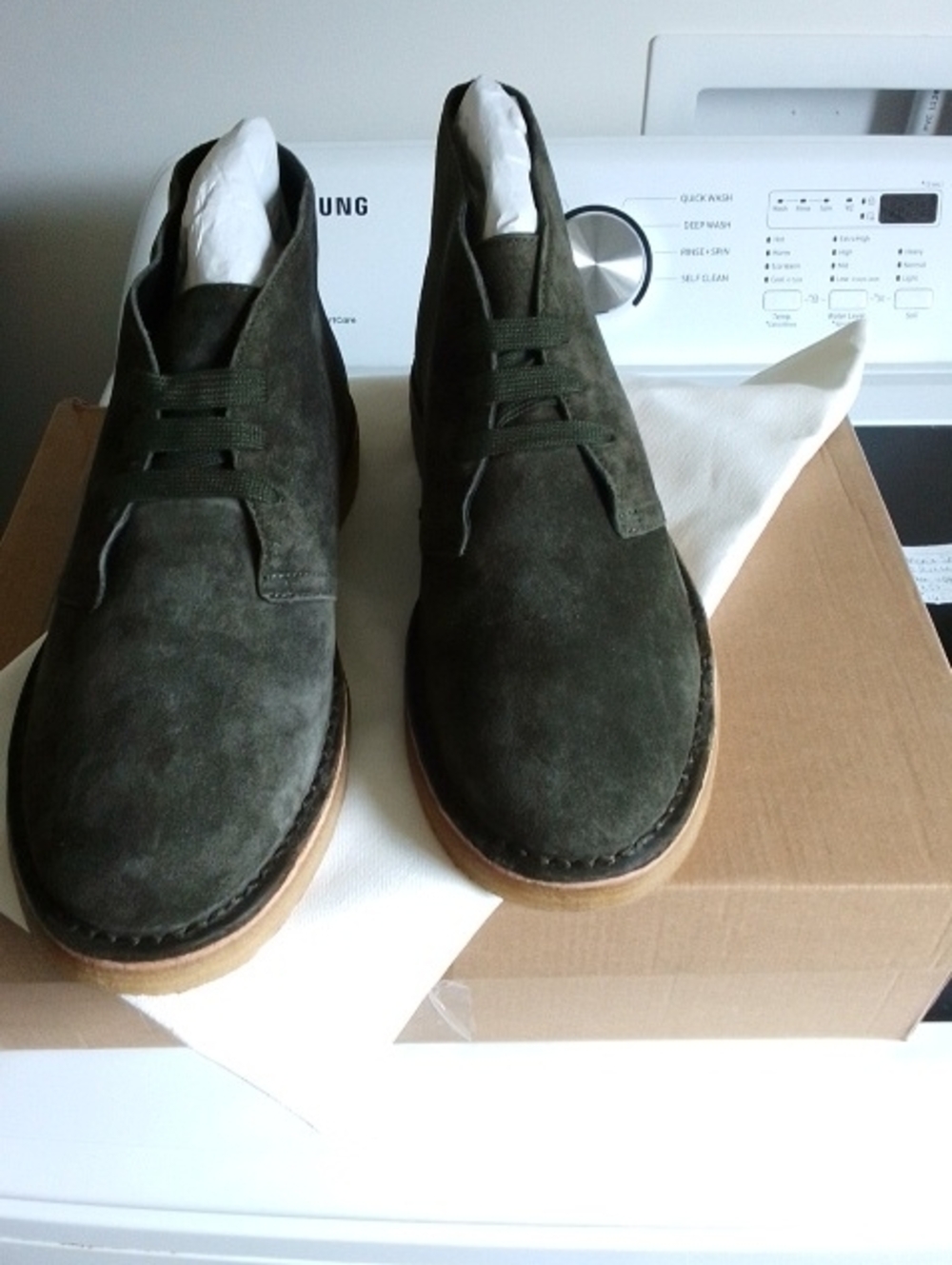 Men's Dark Olive Green Suede Chukka Boots